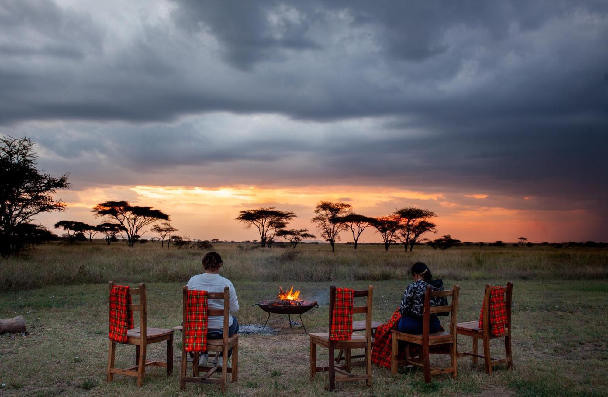 Mawe Tented Camp بيت خشبي