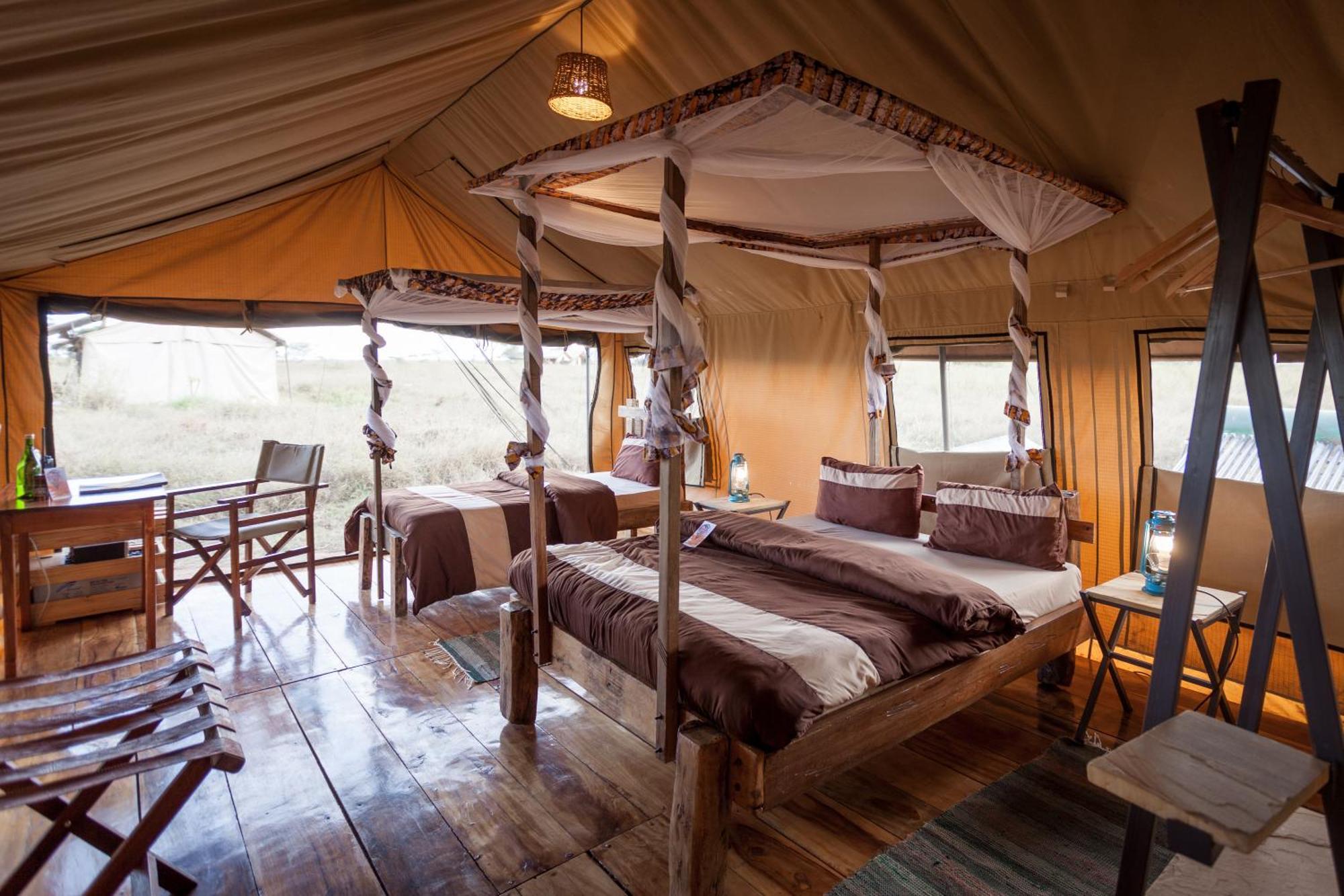 Mawe Tented Camp بيت خشبي